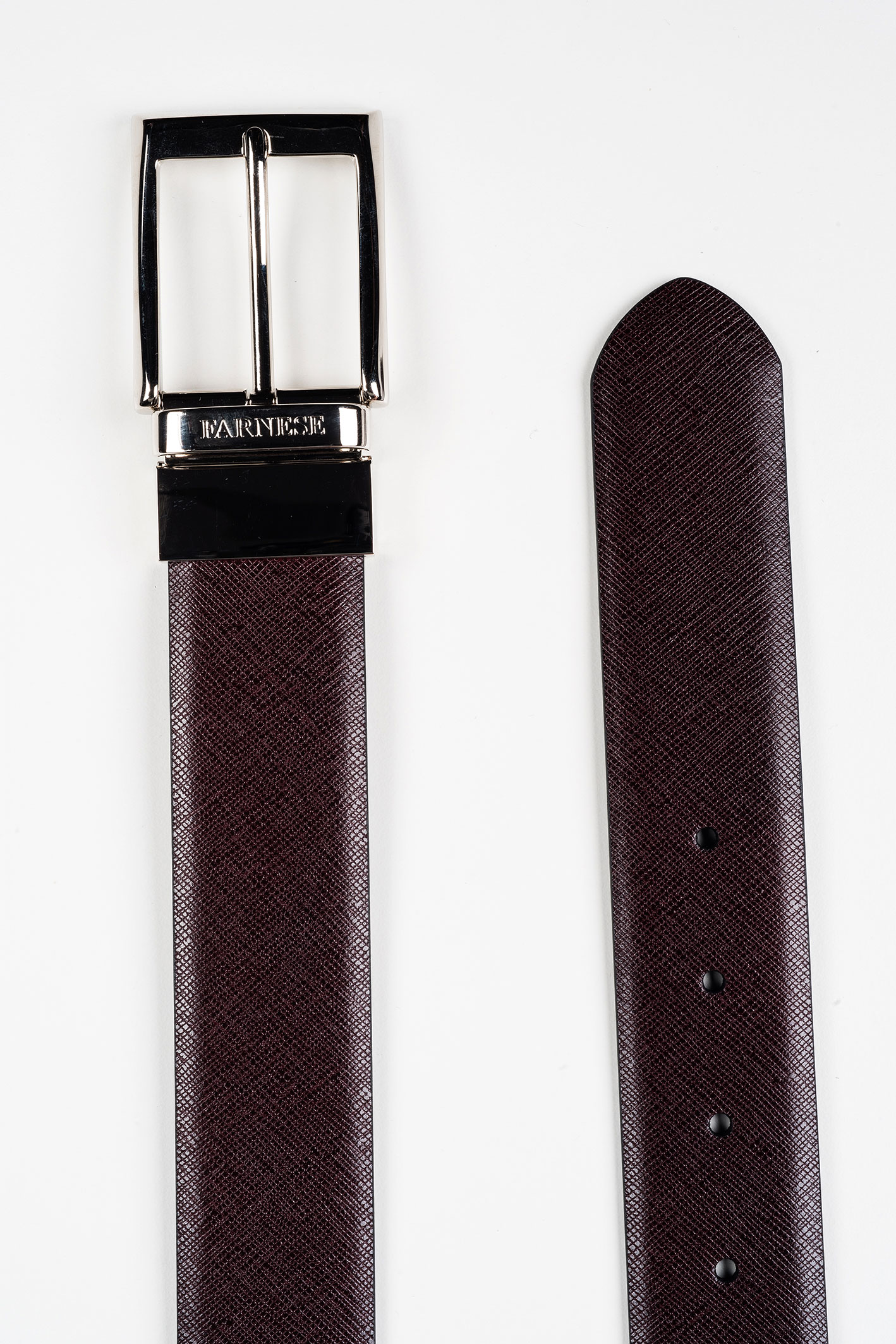 Reversible belt in burgundy saffiano and black leather